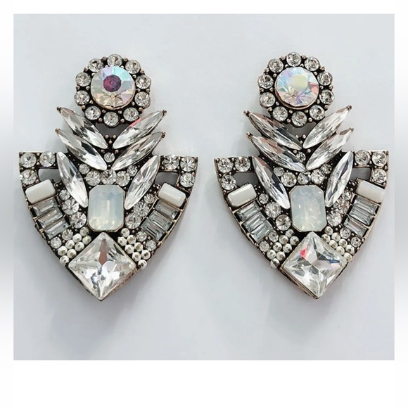 “Cinderella” Classic Glam Earrings - Picture 3 of 7